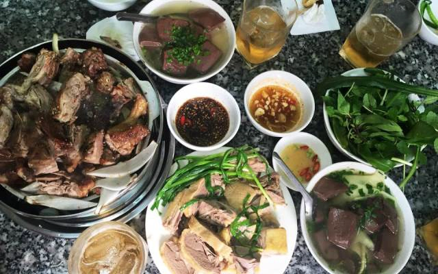 Quán Ăn Khoang Ngan - Ngan & Gà Đồi Đủ Món