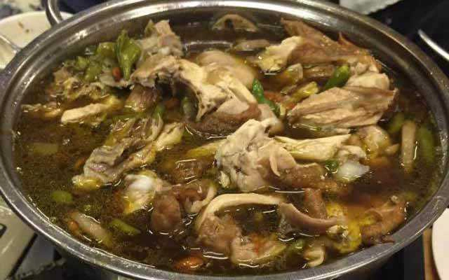 Quán Ăn Kiên Trang - Cơm, Phở & Các Loại Lẩu