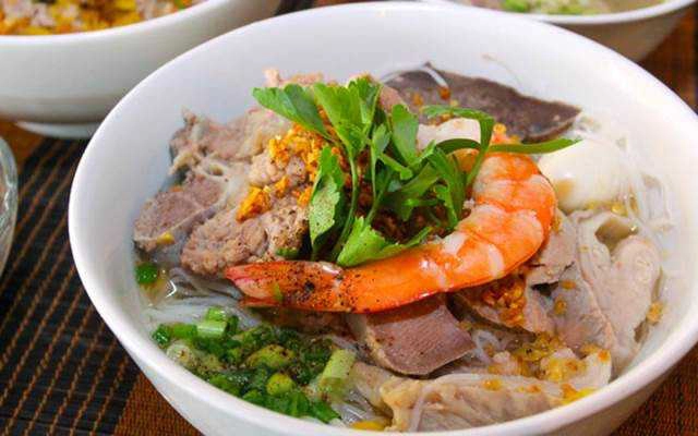 Quán Ăn Lan Thanh - Cơm, Hủ Tiếu & Hoành Thánh