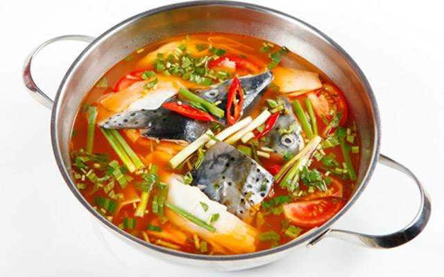 Quán Ăn Lẩu Đầu Cá Tư Đạt