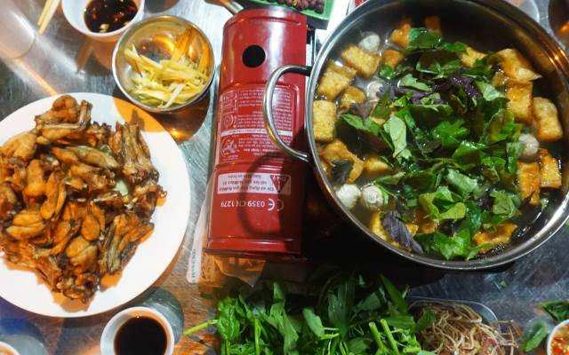 Quán Ăn Lẩu Ếch Măng Cay