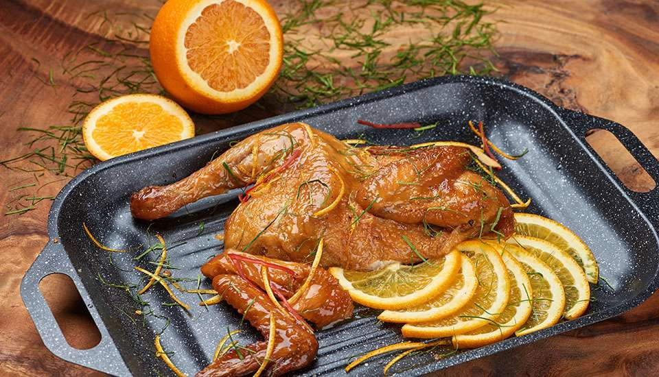 Quán Ăn Lẩu Gà Ớt Hiểm 109 - Phan Văn Hớn