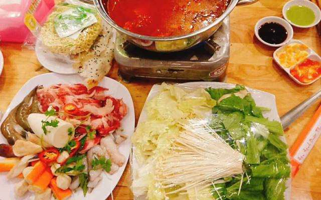 Quán Ăn Lẩu Kim Chi & BBQ