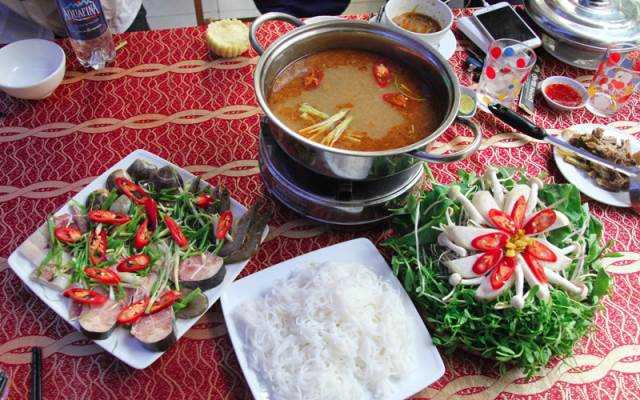 Quán Ăn Lẩu Mắm Trúc Giang