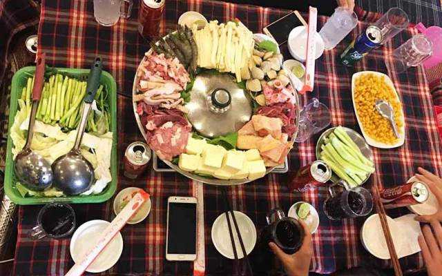 Quán Ăn Lẩu Nấm Hà Chuyền