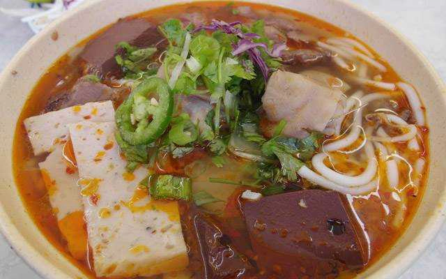 Quán Ăn Lợi Lộc - Bún Bò Huế