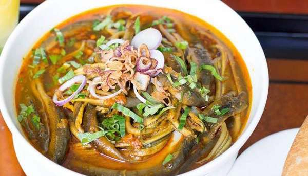 Quán Ăn Lươn Xứ Nghệ - Đản Dị