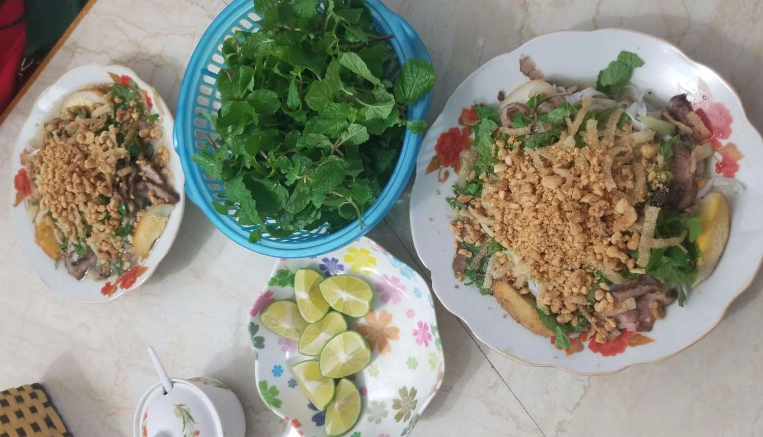 Quán Ăn Ly Dính - Phở Chua & Phở Bò Gà