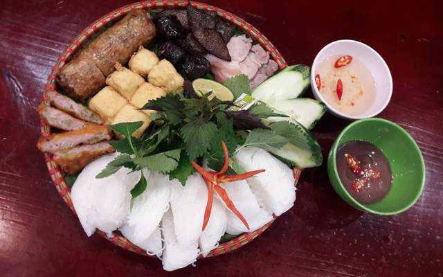 Quán Ăn Mẹt Tá Lả - Bún Bò Huế & Bún Đậu - Phạm Ngũ Lão
