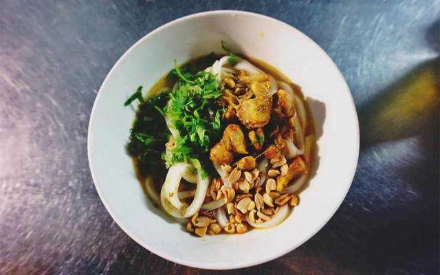 Quán Ăn Mì Quảng 137 - Bà Linh