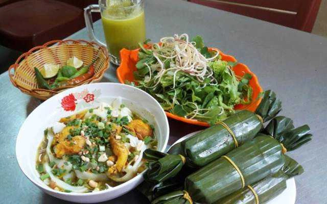 Quán Ăn Mì Quảng Trường Xuân - Trần Quý Cáp