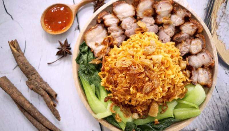 Quán Ăn Mì Trộn Tên Lửa - Đường Số 21B