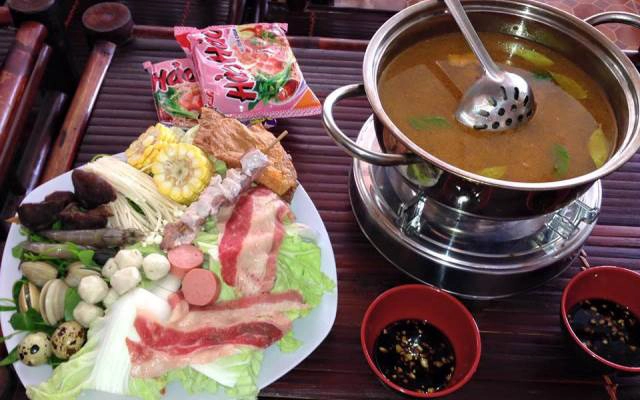 Quán Ăn Mộc Quán - Lẩu & Nướng - Yết Kiêu