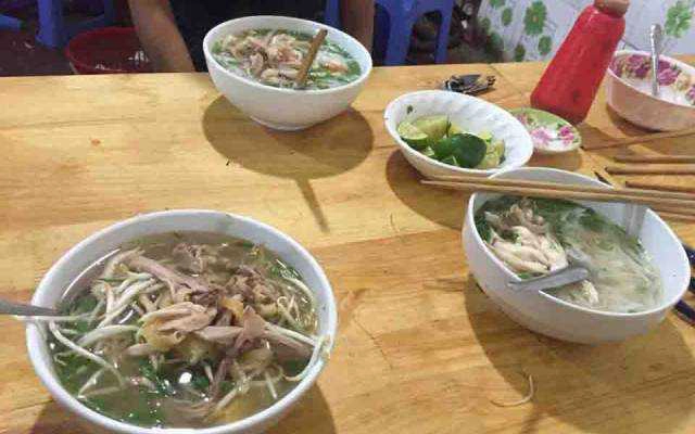 Quán Ăn Mộc Quán - Phở Gà Ta & Bún Miến Các Loại