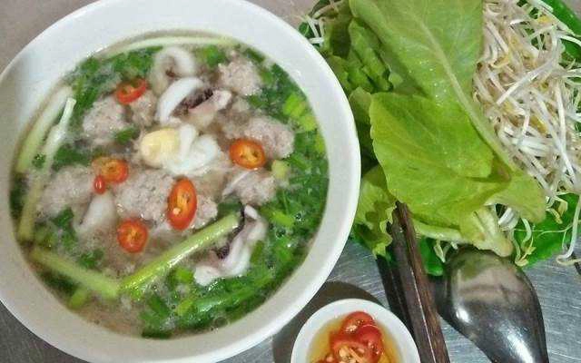 Quán Ăn Năm Phương - Hủ Tiếu Mực