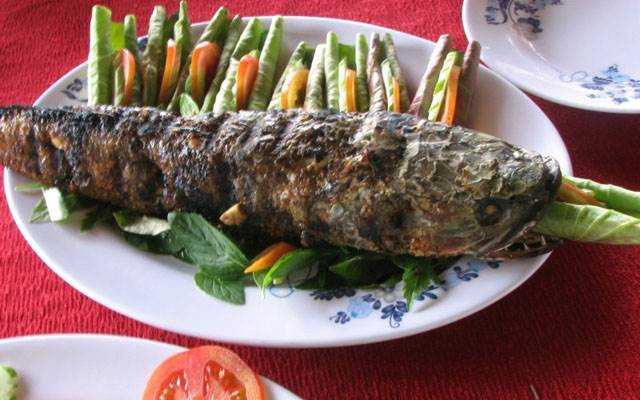 Quán Ăn Năm Sinh