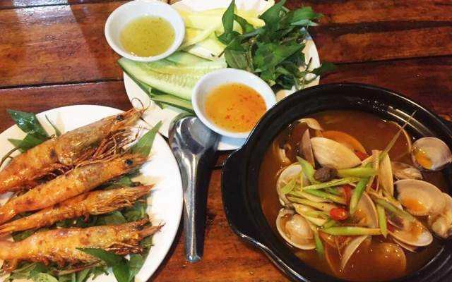 Quán Ăn Năm Y Quán - Hải Sản Nướng Tại Bàn