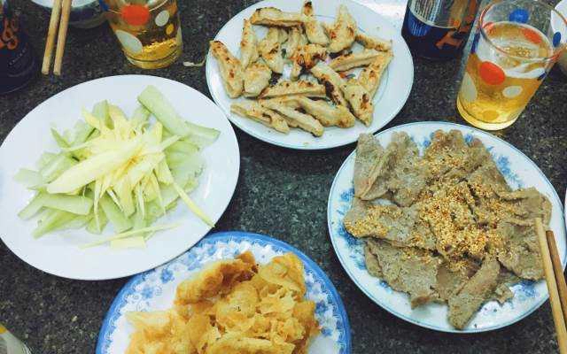 Quán Ăn Nem Chả Tuận