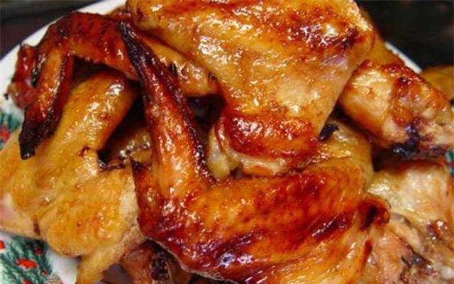 Quán Ăn Ngọc Hảo - Gà Ta Nướng Lu