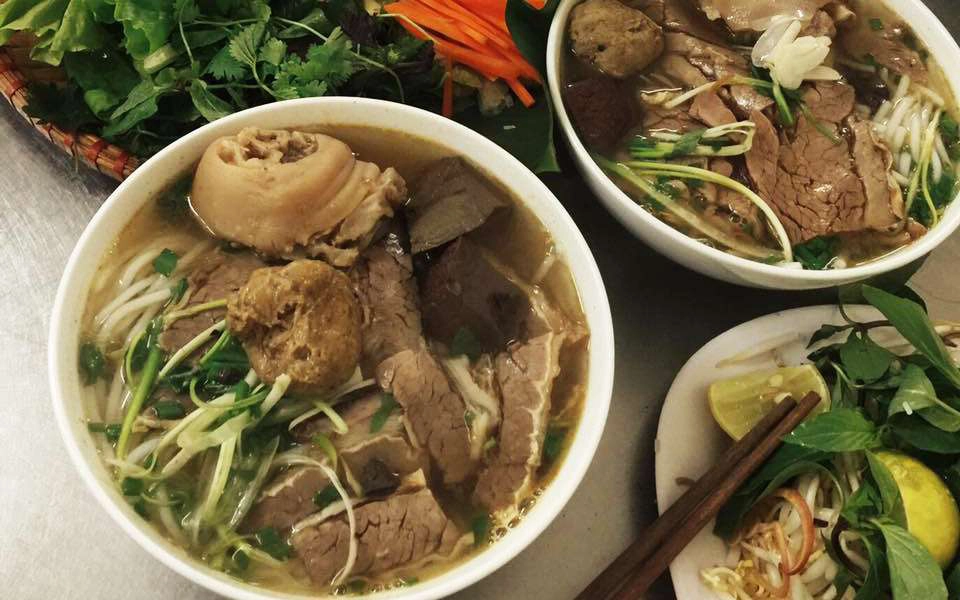 Quán Ăn Ngọc Long - Bún Bò Huế