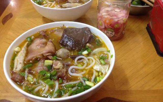 Quán Ăn Ngọc Quỳnh 4 - Bún Bò Huế