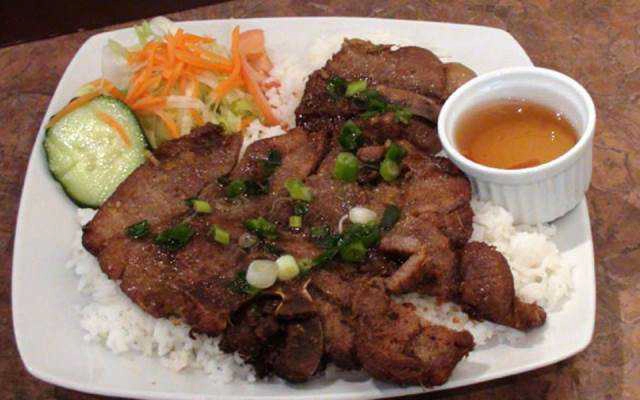 Quán Ăn Ngọc Thúy - Cơm, Bún & Hủ Tiếu