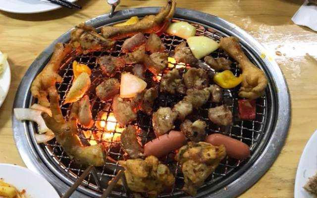 Quán Ăn Nhất Phương - Lẩu Nướng & Các Món Nhậu