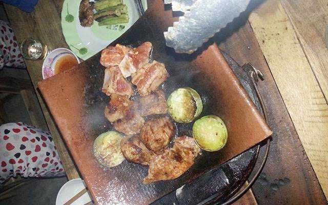 Quán Ăn Nướng Ngói - Ngan Dừa