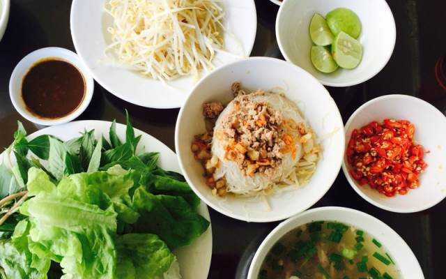 Quán Ăn Phở 302 Lê Duẩn