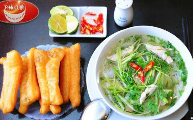 Quán Ăn Phở Cười