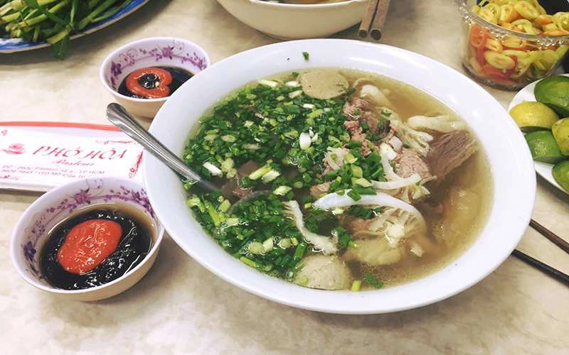Quán Ăn Phở Hòa - Pasteur