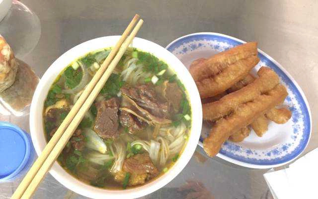 Quán Ăn Phở Hường - Bò Sốt Vang