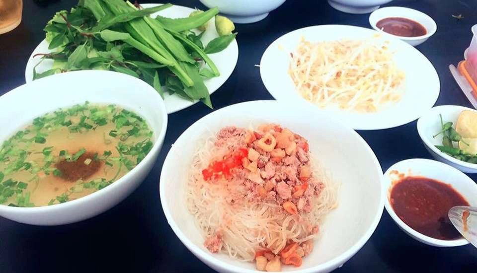 Quán Ăn Phở Khô Gia Lai - Trần Phú