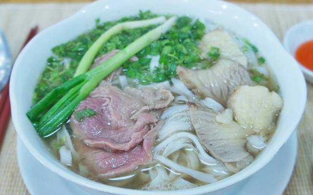 Quán Ăn Phở Minh Râu - Lộ Số 4