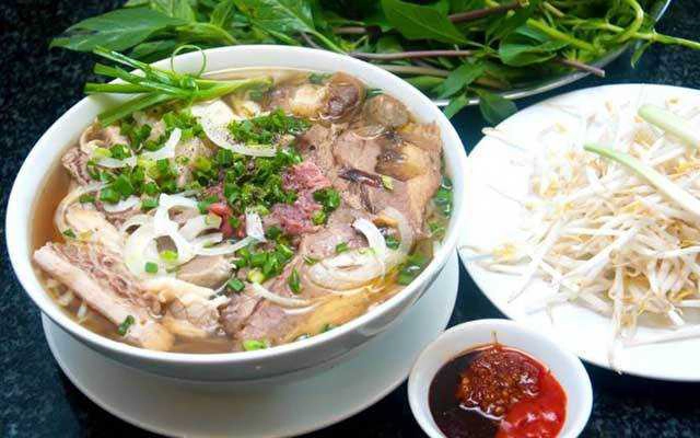 Quán Ăn Phở Nhật Nguyệt