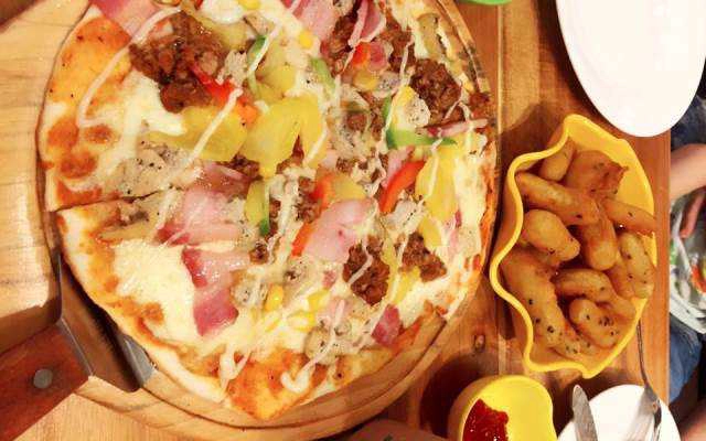 Quán Ăn Phúc Vượng - Pizza & Milk Tea