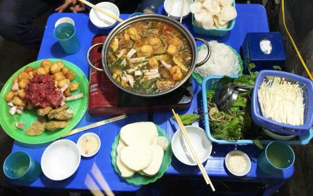 Quán Ăn Phương Linh - Cơm Phở & Lẩu Các Loại