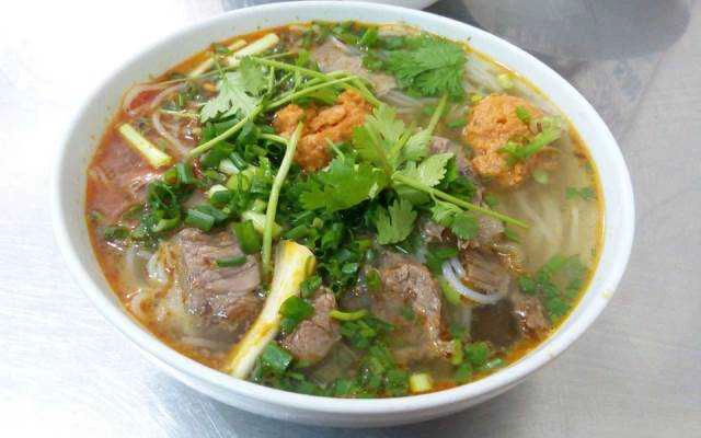 Quán Ăn Phương Mai - Bún Giò & Cơm