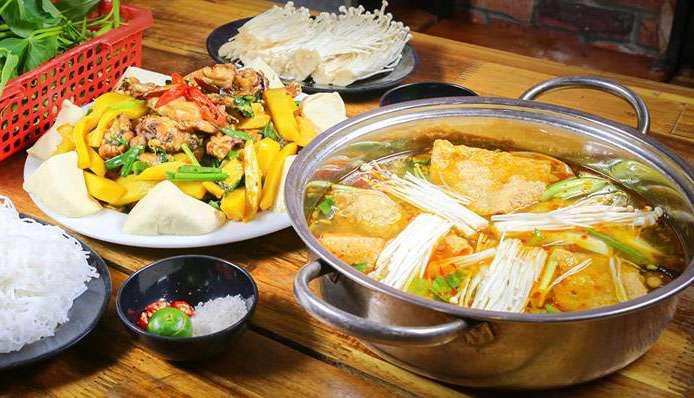 Quán Ăn Phương Quỳnh - Bia Hơi & Món Việt