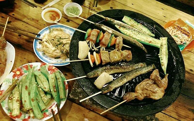 Quán Ăn Quán F2 - Cơm Chiên, Mì Xào & Lẩu Nướng