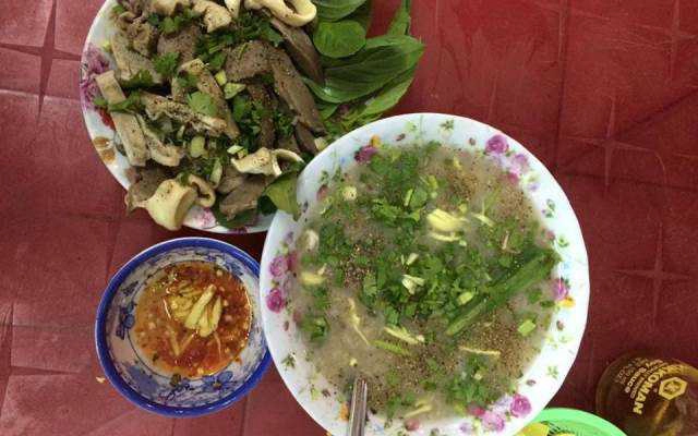 Quán Ăn Quán Hai Gió - Cơm & Cháo Lòng