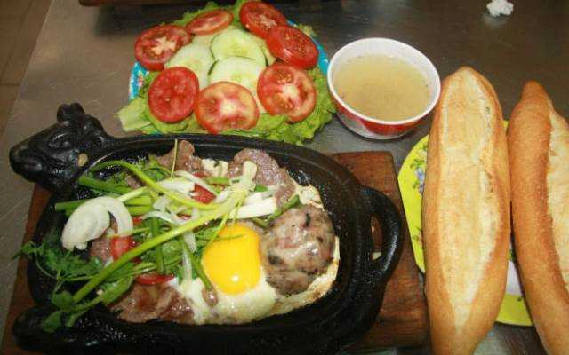 Quán Ăn Quán Ht - Cafe & Ốp La Bò Né