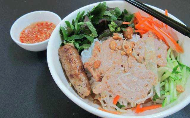Quán Ăn Quán Kim - Bún Thịt Xào