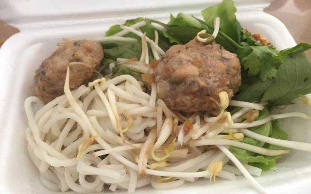 Quán Ăn Quán Nghĩa - Cơm Phần & Bánh Tầm