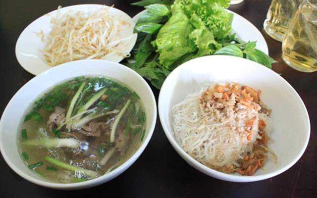 Quán Ăn Quán Nhớ - Bánh Canh & Mì Quảng Gia Lai