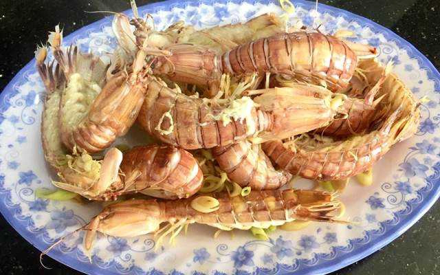 Quán Ăn Quán Sen - Hải Sản Tự Chọn