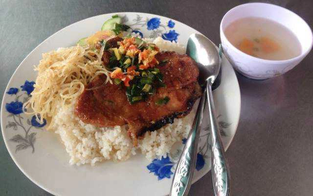 Quán Ăn Quán Su - Cơm & Mì Quảng
