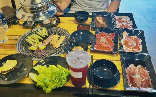Quán Ăn Queen BBQ & Hot Pot