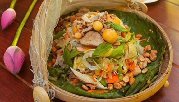 Quán Ăn Rơm Quán - Cơm Gà Thanh Đa - Thanh Đa