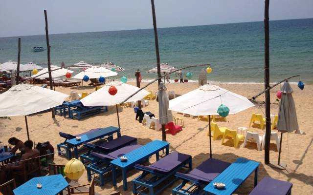 Quán Ăn Rory's Beach Bar